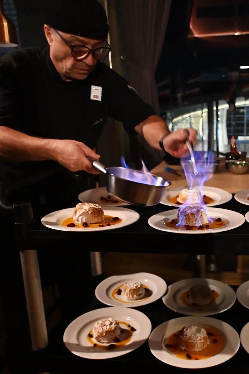 4 Hands Chef Dinner · 11