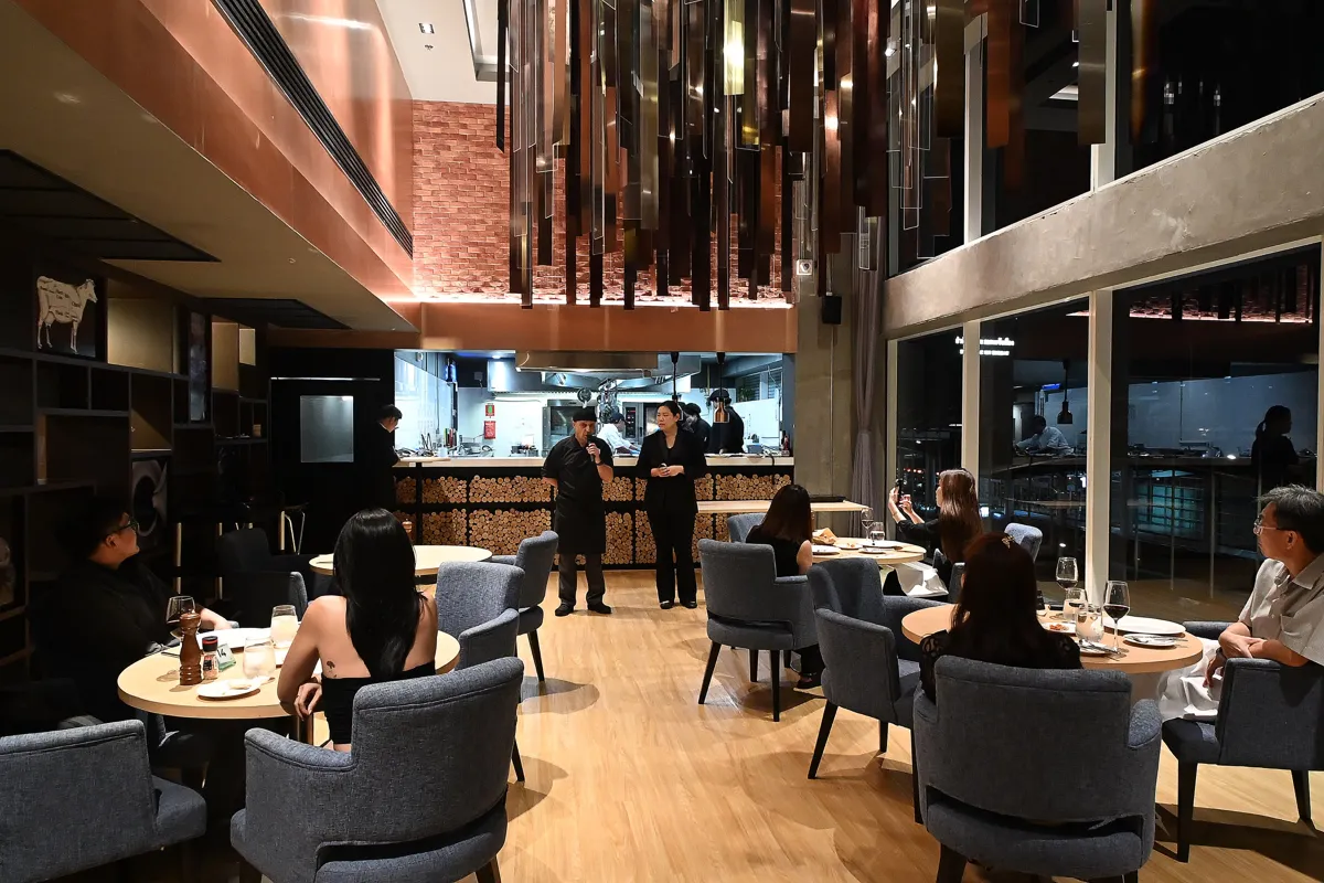 4 Hands Chef Dinner · 12
