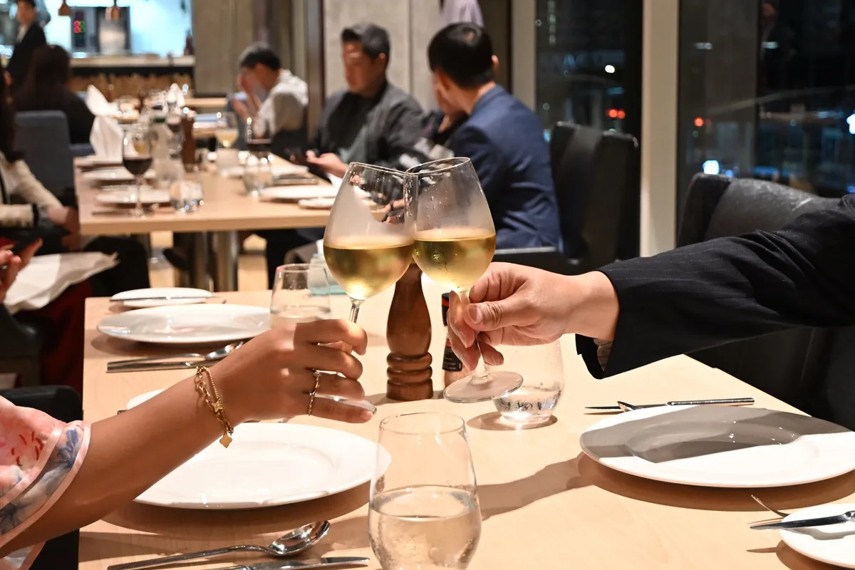 4 Hands Chef Dinner · 1
