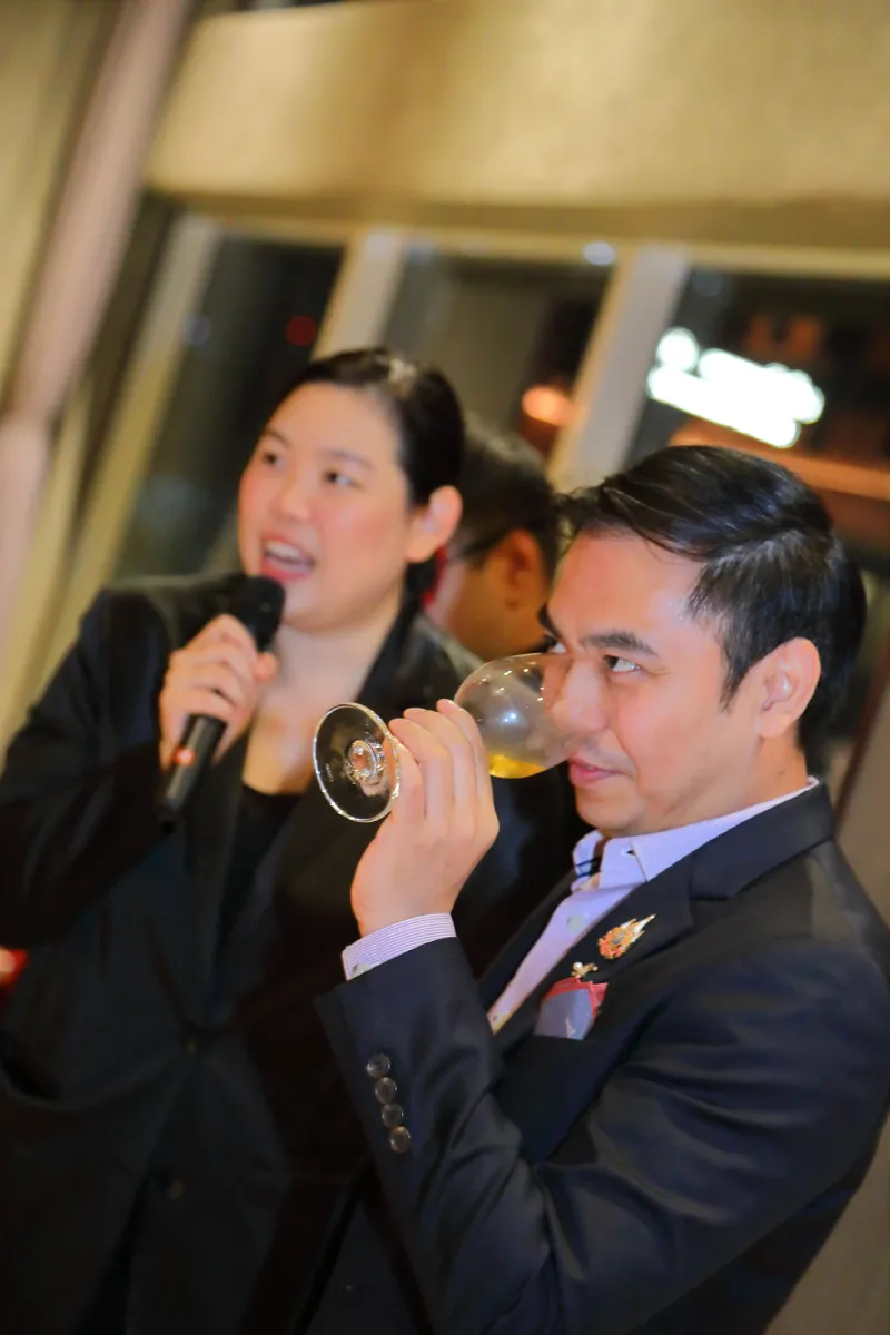 Wine & Masquerade Dinner · 10