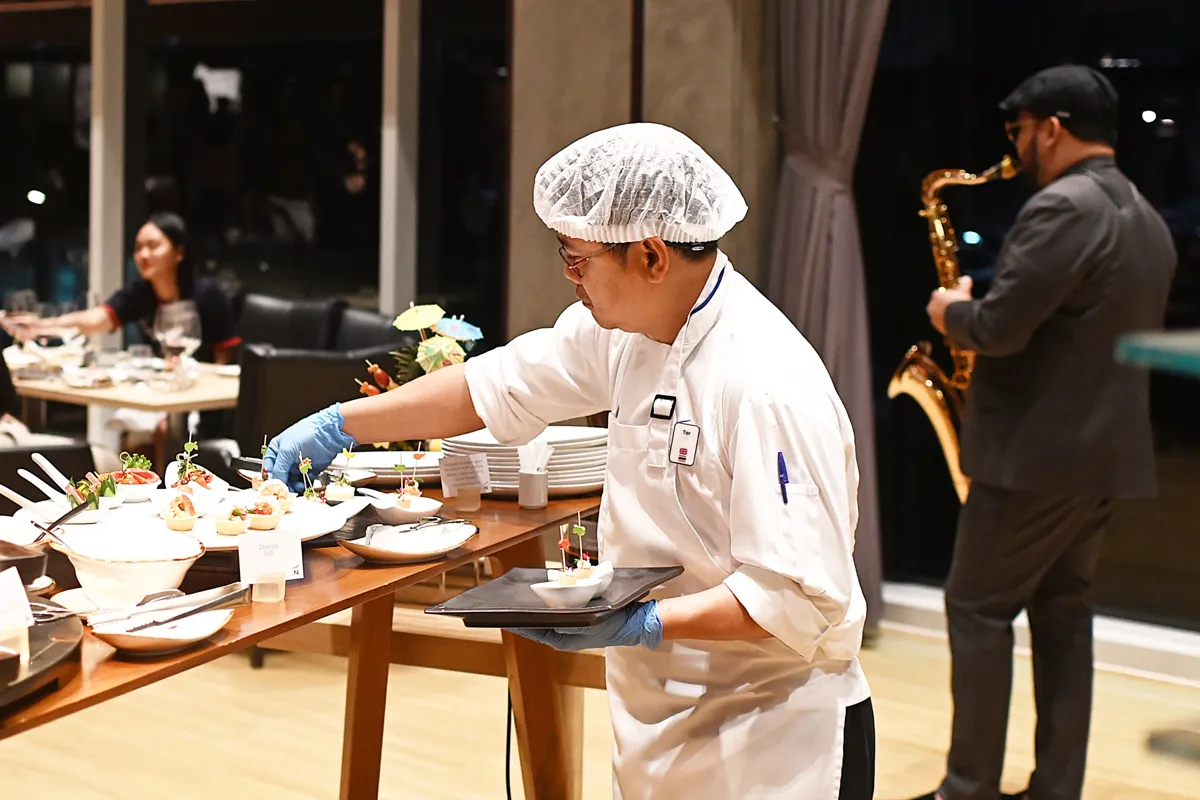 An Evening of Wine & Signature Creation · 13
