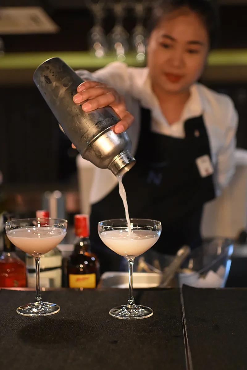 An Evening of Wine & Signature Creation · 14